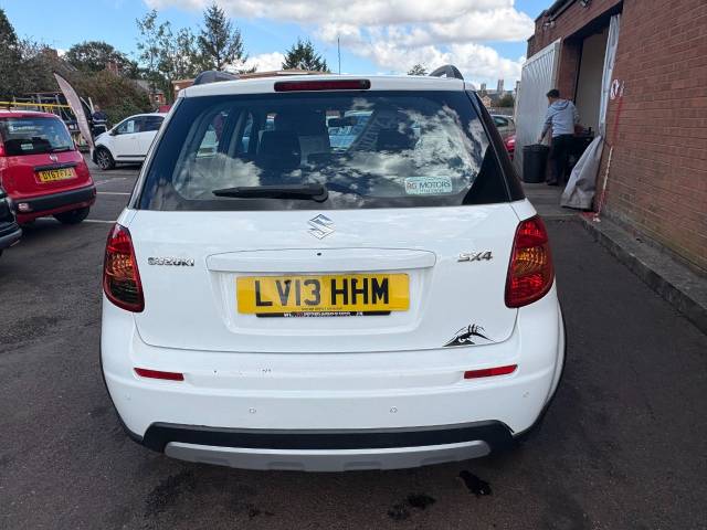 2013 Suzuki Sx4 1.6 SX4 White 5dr Hatch