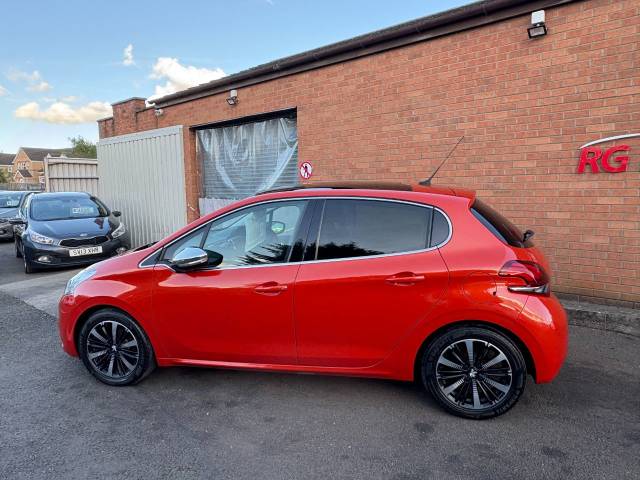 2017 Peugeot 208 1.2 PureTech Allure Premium Orange 5dr Hatch