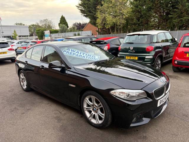 2013 BMW 5 Series 2.0 520d M Sport Black 4dr Saloon