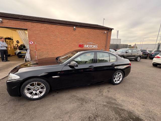 2013 BMW 5 Series 2.0 520d M Sport Black 4dr Saloon