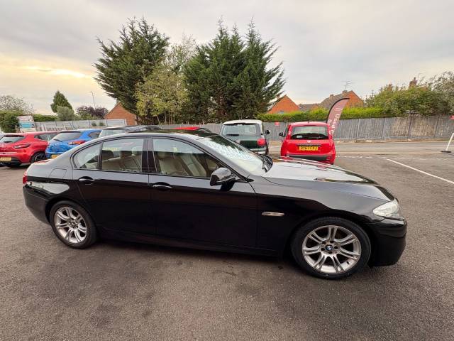 2013 BMW 5 Series 2.0 520d M Sport Black 4dr Saloon