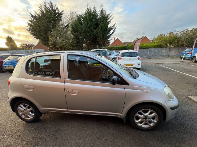 2005 Toyota Yaris 1.0 VVT-i T3 Silver 5dr Hatch
