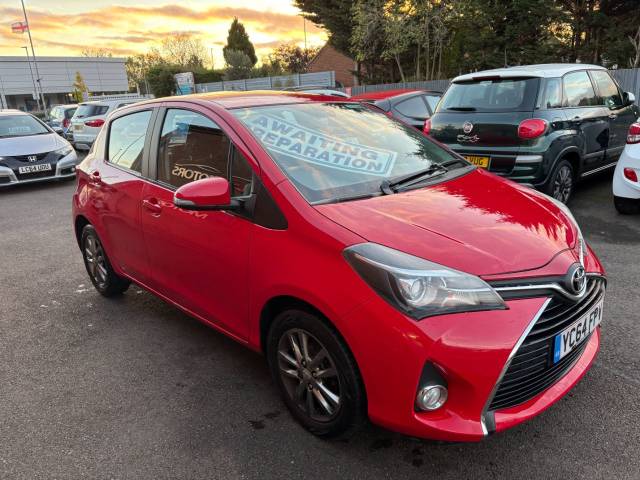 2014 Toyota Yaris 1.33 VVT-i Icon Red 5dr Hatch