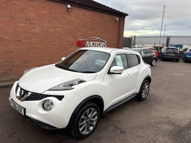 Nissan Juke 1.2 DiG-T Tekna 5dr Hatchback Petrol White