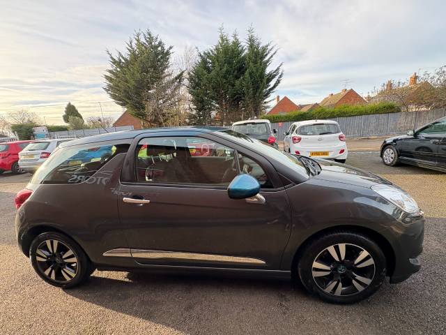 2016 Ds Ds 3 1.2 PureTech 82 Chic Grey 3dr Hatch