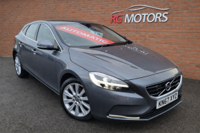 VOLVO V40 at RG Motors Lincoln