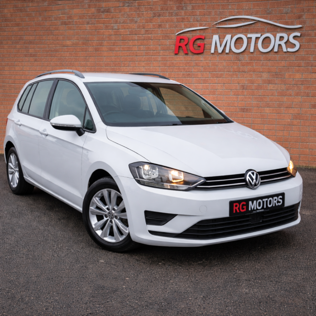 Volkswagen Golf Sv 1.6 TDI 110 SE White 5dr MPV MPV Diesel White