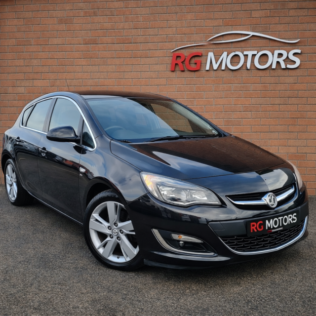 Vauxhall Astra 2.0 ASTRA SRI CDTI S/S Hatchback Diesel Black