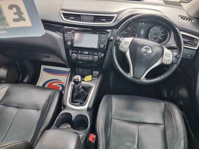 2014 Nissan Qashqai 1.2 DiG-T Tekna 5dr