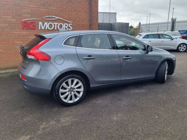 2015 Volvo V40 1.6 D2 SE Lux Nav 5dr