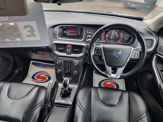 2015 Volvo V40 1.6 D2 SE Lux Nav 5dr