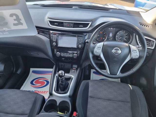 2015 Nissan Qashqai 1.2 DiG-T N-Tec+ 5dr