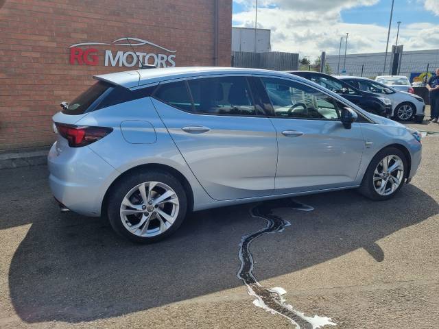 2017 Vauxhall Astra 1.6T 16V 200 SRi 5dr