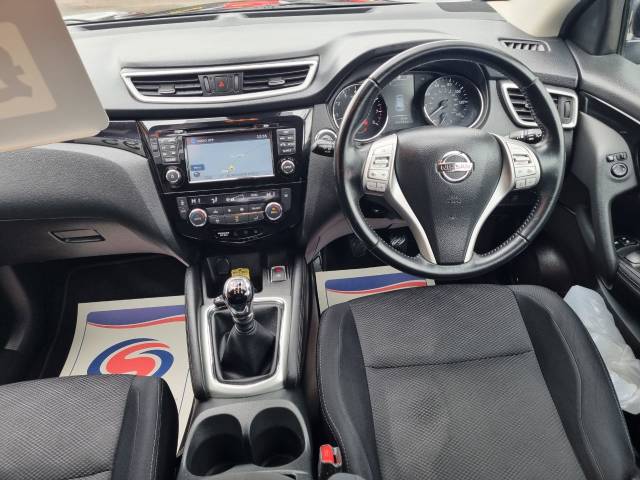 2017 Nissan Qashqai 1.6 DiG-T N-Connecta 5dr