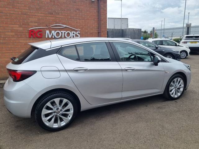 2017 Vauxhall Astra 1.4i 16V Design 5dr