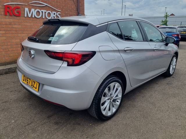 2017 Vauxhall Astra 1.4i 16V Design 5dr