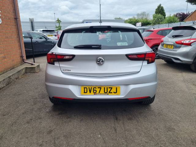 2017 Vauxhall Astra 1.4i 16V Design 5dr