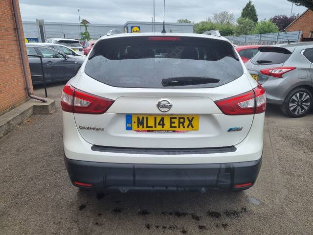 2014 Nissan Qashqai 1.6 dCi Tekna 5dr 4WD