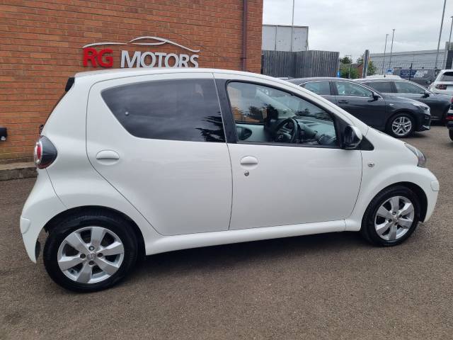 2011 Toyota Aygo 1.0 VVT-i Go 5dr