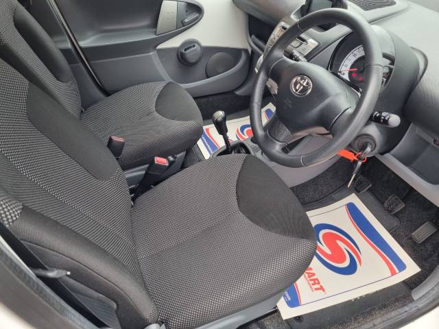 2011 Toyota Aygo 1.0 VVT-i Go 5dr