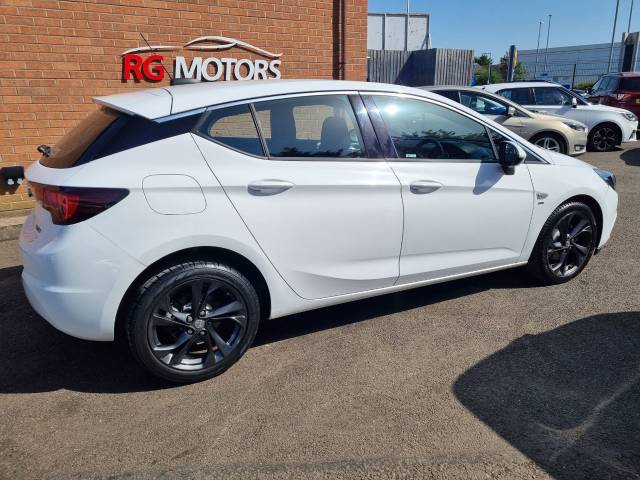 2016 Vauxhall Astra 1.4T 16V 150 SRi 5dr