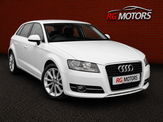 Audi A3 2.0 TDI Sport 5dr [Start Stop] Hatchback Diesel White