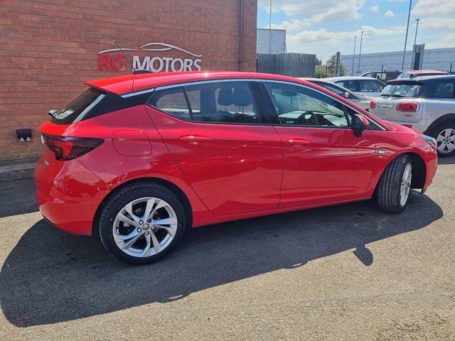 2017 Vauxhall Astra 1.4T 16V 150 SRi 5dr