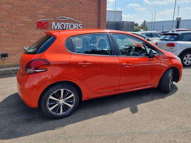 2016 Peugeot 208 1.2 PureTech Active Design Menthol 5dr