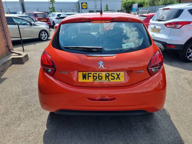 2016 Peugeot 208 1.2 PureTech Active Design Menthol 5dr