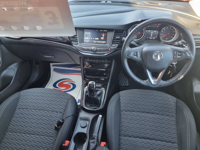 2017 Vauxhall Astra 1.4T 16V 150 SRi 5dr