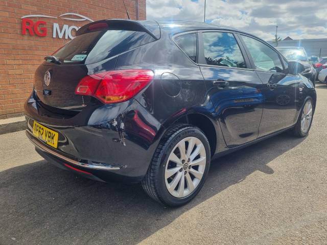 2013 Vauxhall Astra 1.4i 16V Active 5dr