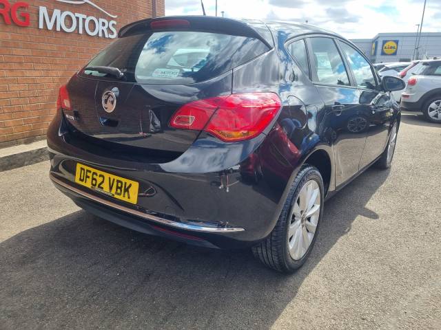 2013 Vauxhall Astra 1.4i 16V Active 5dr