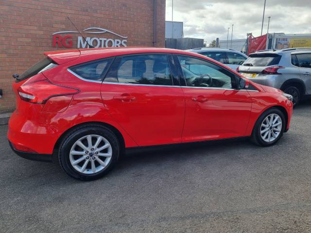 2015 Ford Focus 1.0 EcoBoost Titanium 5dr