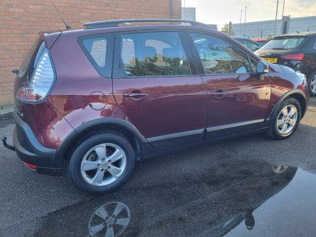 2014 Renault Scenic Xmod 1.5 dCi Dynamique TomTom Energy 5dr [Start Stop]